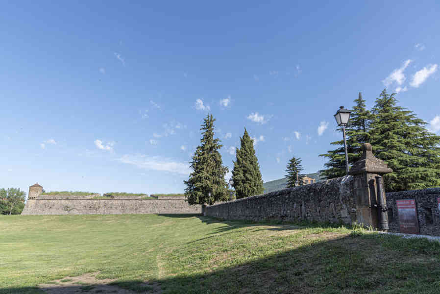 Huesca - Jaca 23 - Ciudadela.jpg